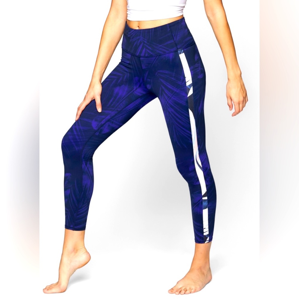 Athleta Reef Salutation 7/8 Tight